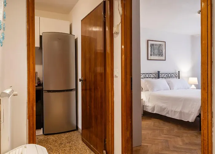 Torre Dell'orologio By Bricola * Veneza