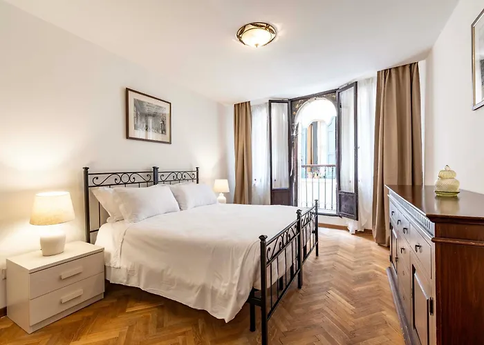 Apartamento Torre Dell'orologio By Bricola Veneza